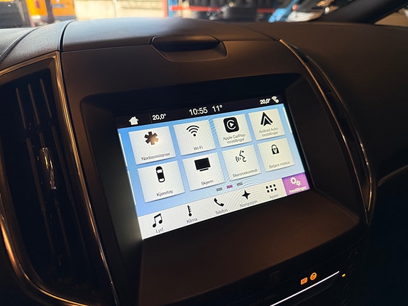 Ford S-MAX 18 of 30