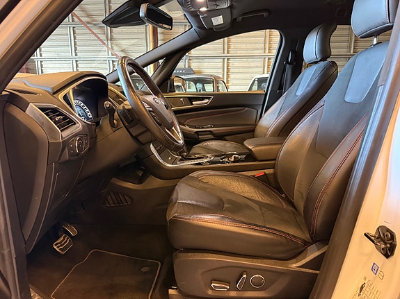 Ford S-MAX 19 of 30