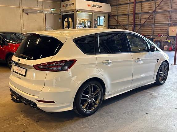 Ford S-MAX 7 of 30