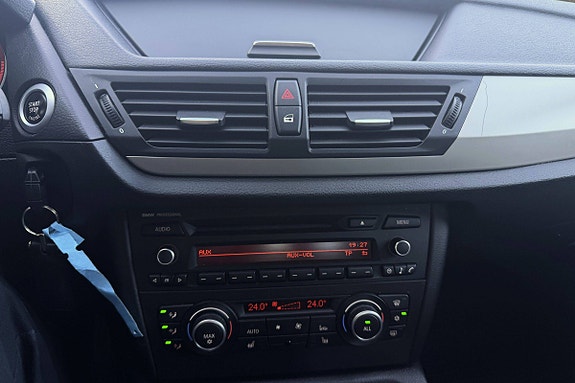 BMW X1 20 of 22