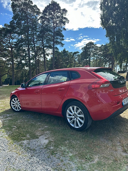 Volvo V40 5 of 30