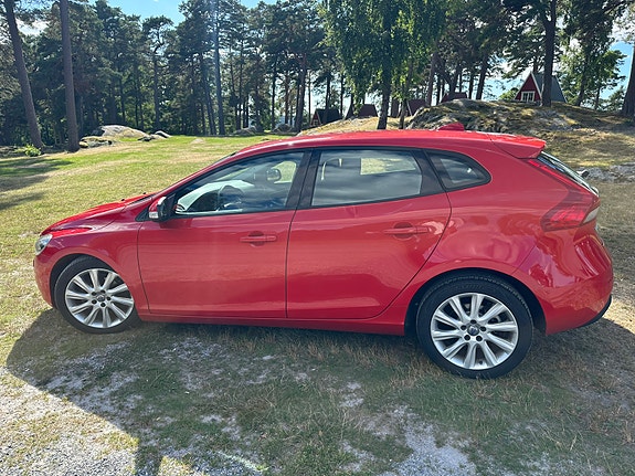 Volvo V40 13 of 30
