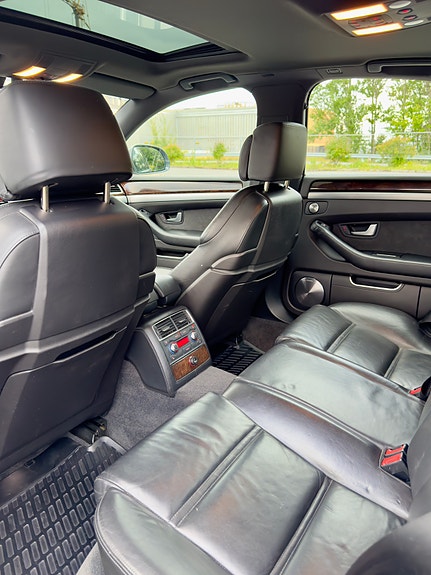 Audi A8 10 of 12