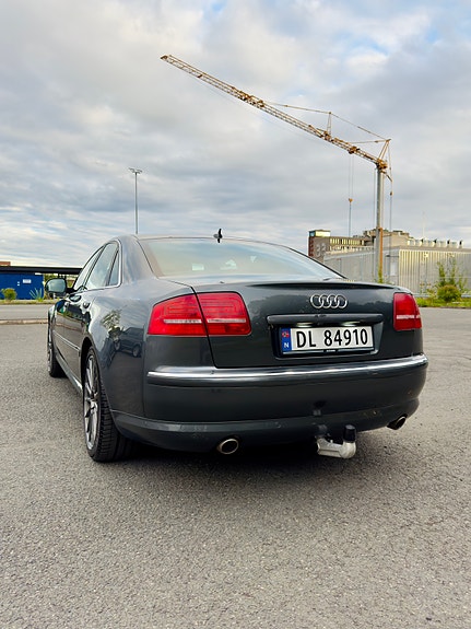 Audi A8 4 of 12