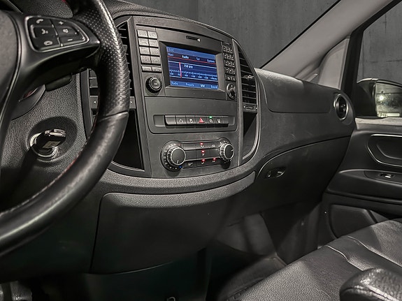 Mercedes-Benz Vito 15 of 25