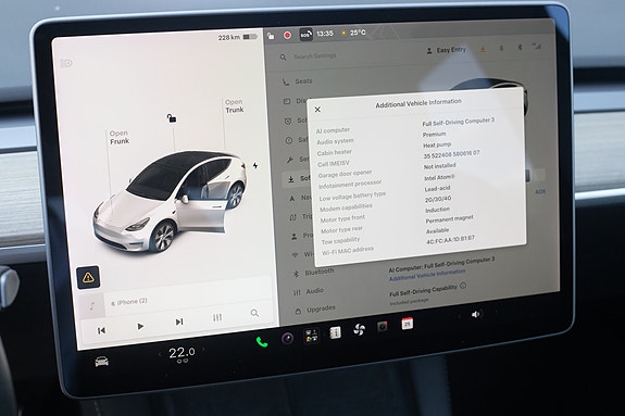 Tesla Model Y 21 of 30