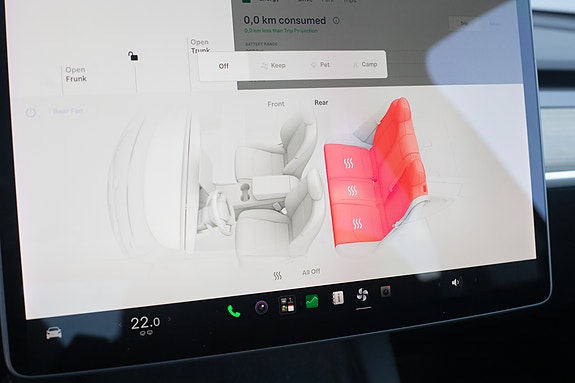 Tesla Model Y 24 of 30