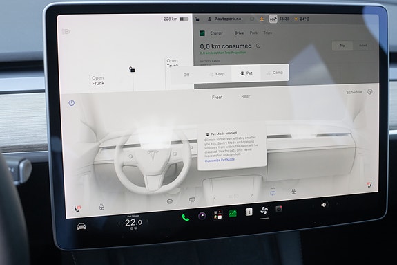 Tesla Model Y 27 of 30