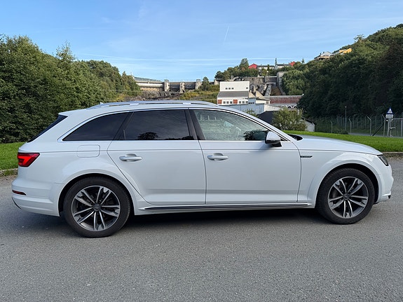 Audi A4 allroad 7 of 18