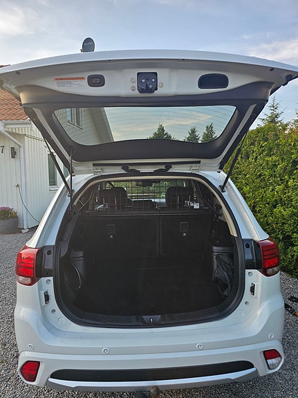 Mitsubishi Outlander 4 of 11