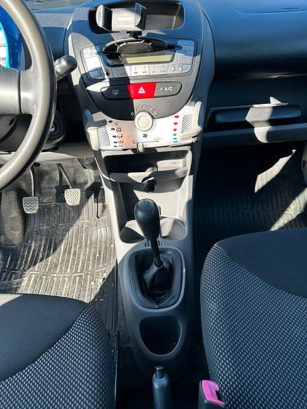 Toyota Aygo 5 of 13