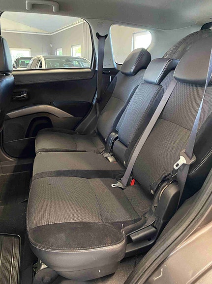 Mitsubishi Outlander 11 of 19
