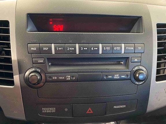 Mitsubishi Outlander 17 of 19