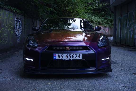 Nissan GT-R 13 of 30
