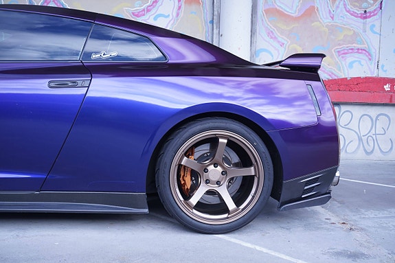 Nissan GT-R 7 of 30