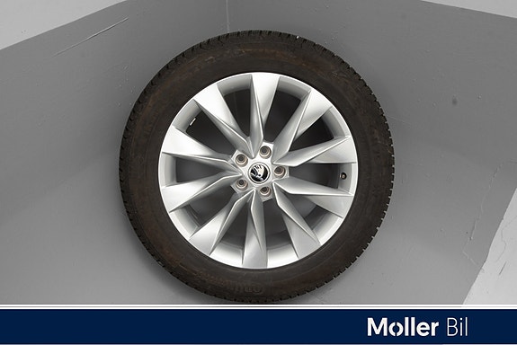 Skoda Enyaq 9 of 30