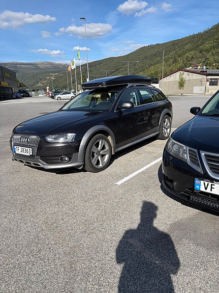 Audi A4 allroad 2 of 16