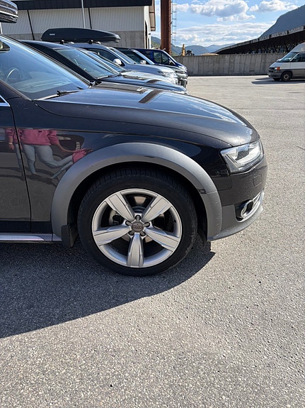 Audi A4 allroad 8 of 16