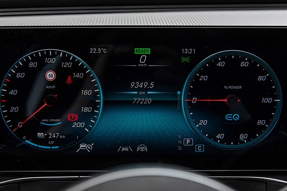 Mercedes-Benz EQC400 19 of 30