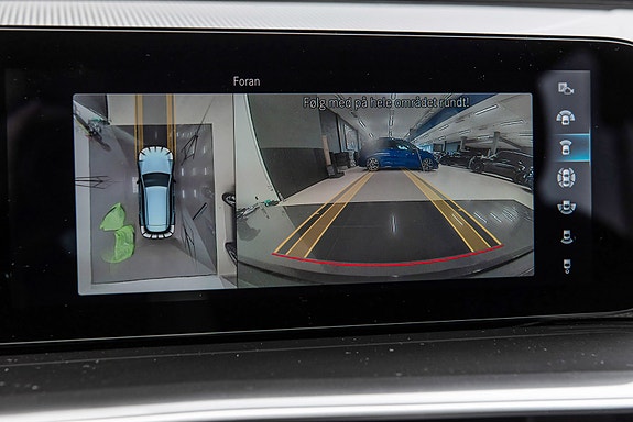 Mercedes-Benz EQC400 27 of 30
