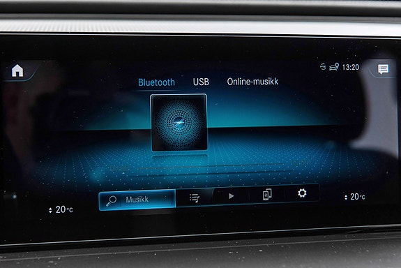 Mercedes-Benz EQC400 30 of 30
