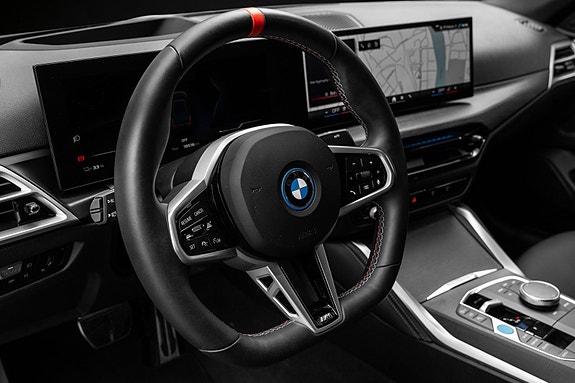 BMW i4 18 of 30