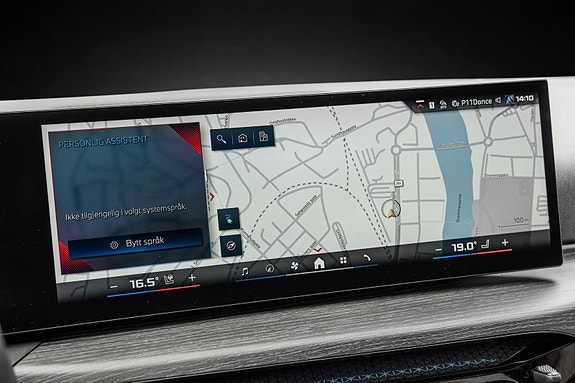 BMW i4 24 of 30