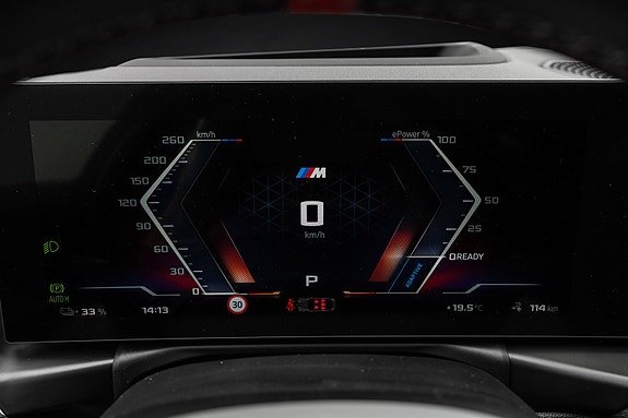 BMW i4 20 of 30