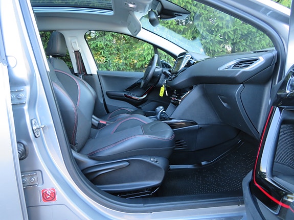 Peugeot 2008 19 of 30