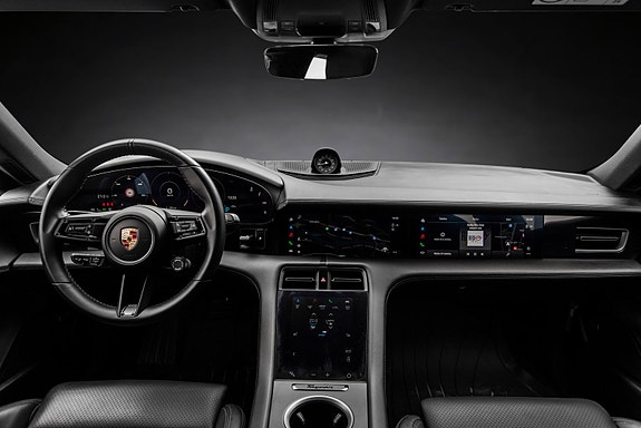 Porsche Taycan 22 of 30