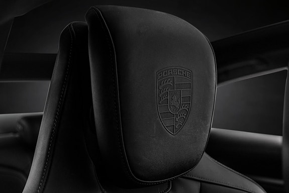 Porsche Taycan 19 of 30