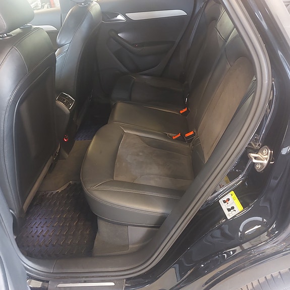 Audi Q3 7 of 11