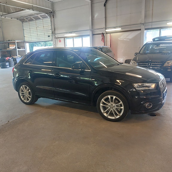 Audi Q3 4 of 11