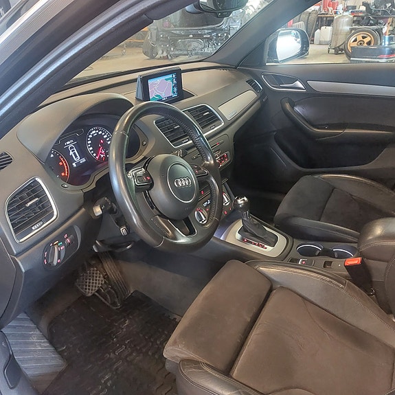 Audi Q3 6 of 11