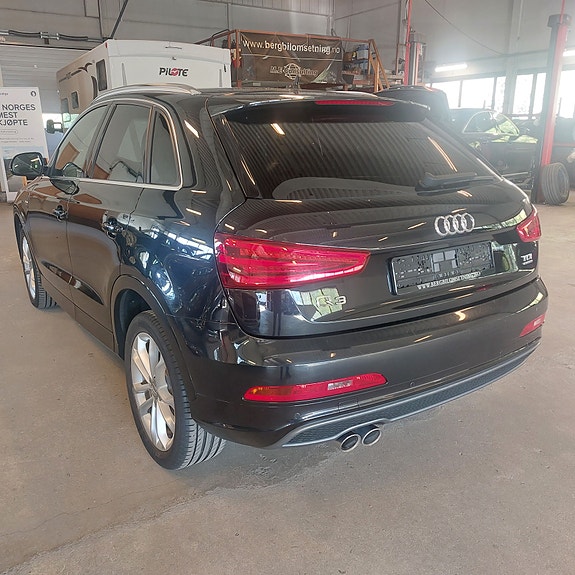 Audi Q3 3 of 11