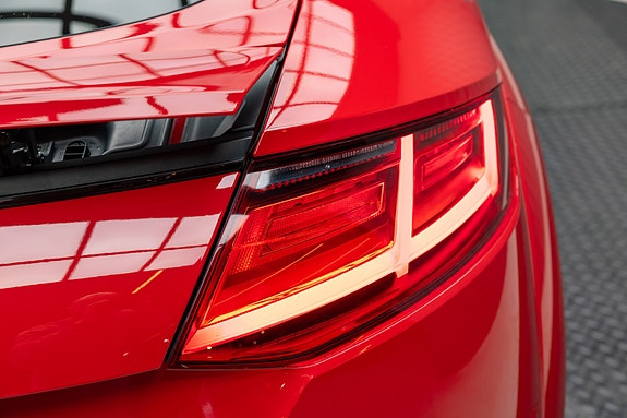 Audi TTS 10 of 30