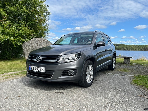 Volkswagen Tiguan 3 of 11