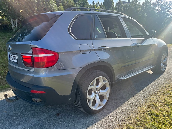 BMW X5 3 of 17