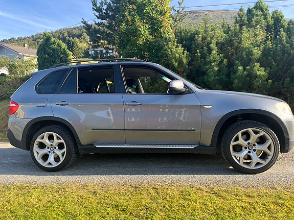 BMW X5 2 of 17