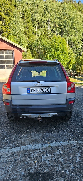 Volvo XC90 11 of 13