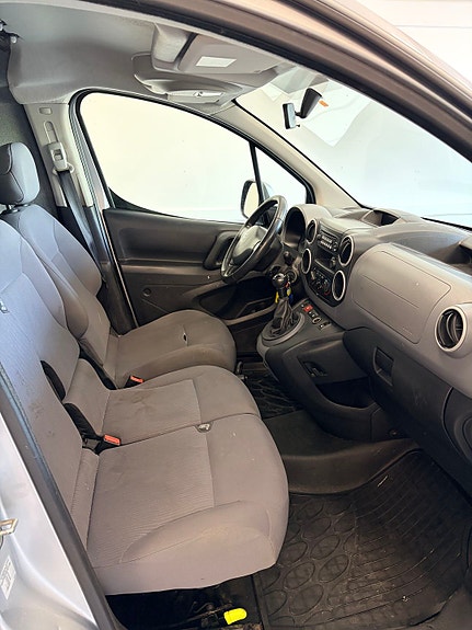 Peugeot Partner 13 of 19