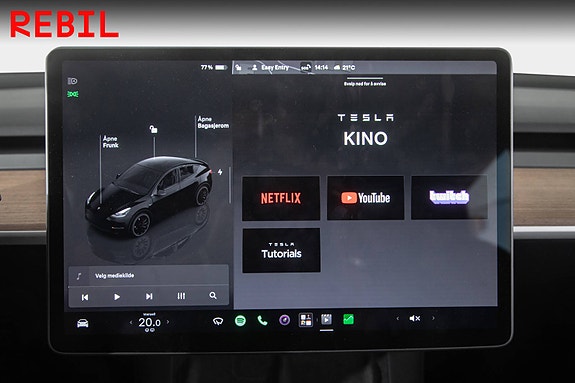 Tesla Model Y 19 of 28