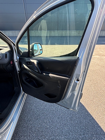 Citroen Berlingo 6 of 17