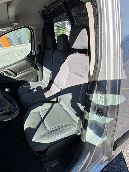Citroen Berlingo 11 of 17