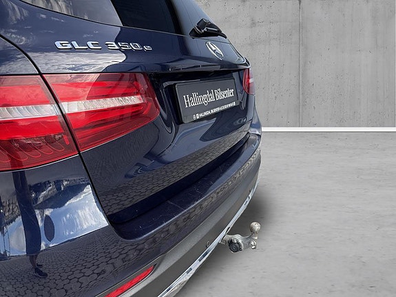 Mercedes-Benz GLC350 e 13 of 15