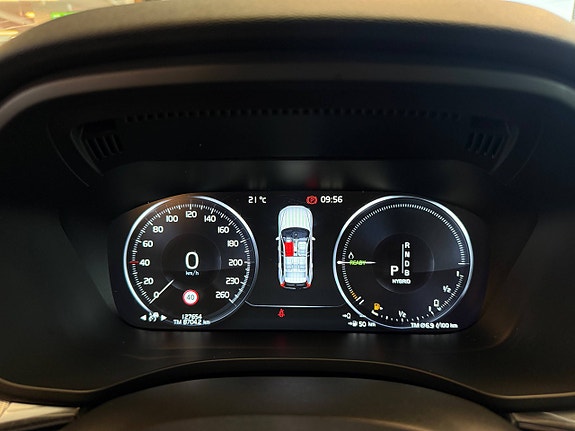 Volvo XC60 16 of 28
