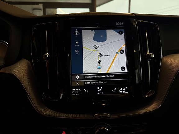 Volvo XC60 20 of 28