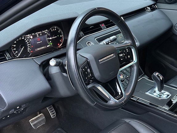 Land Rover Range Rover Evoque 12 of 30