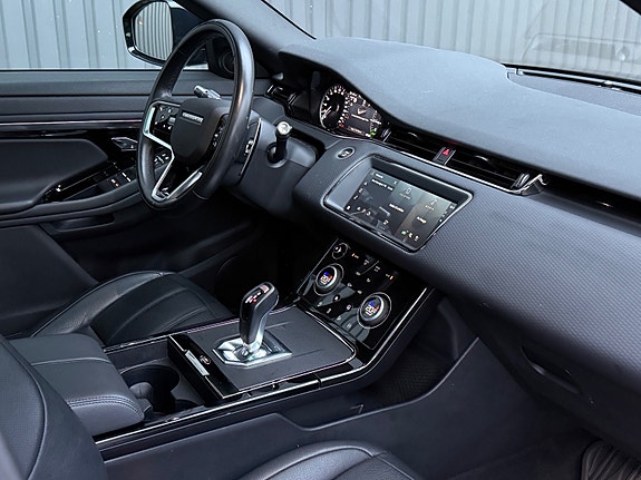 Land Rover Range Rover Evoque 14 of 30