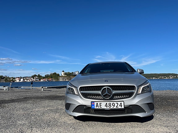 Mercedes-Benz CLA180 5 of 7